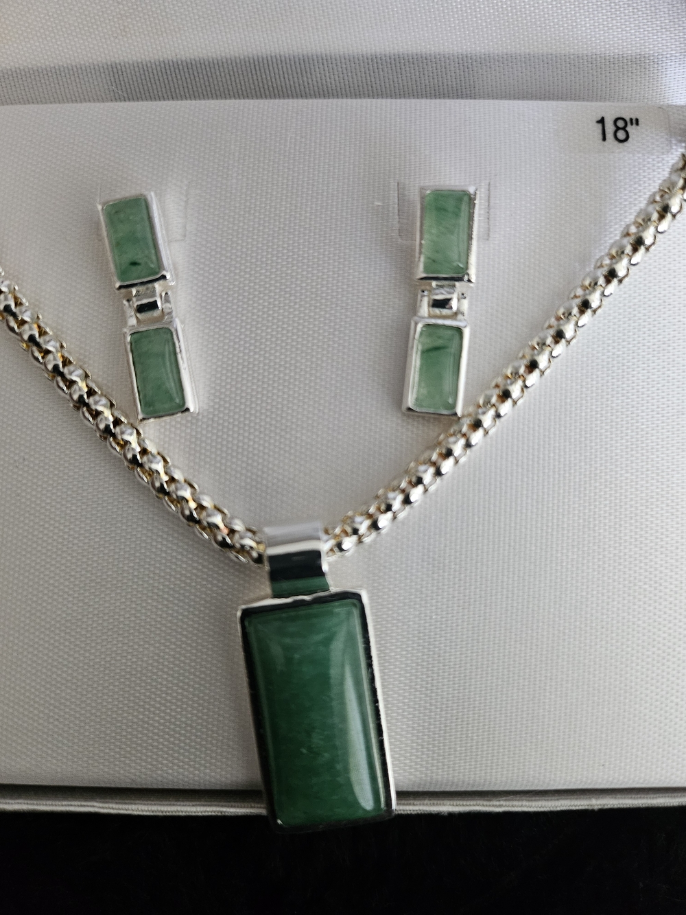 Silver Green Stone Pendant Necklace & Earring Set - Green